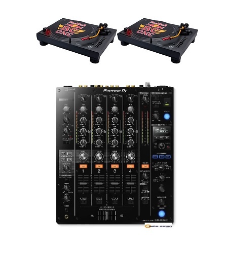 2 Technics SL1210 MK7 + Pioneer DJM750 Red Bull Edition 