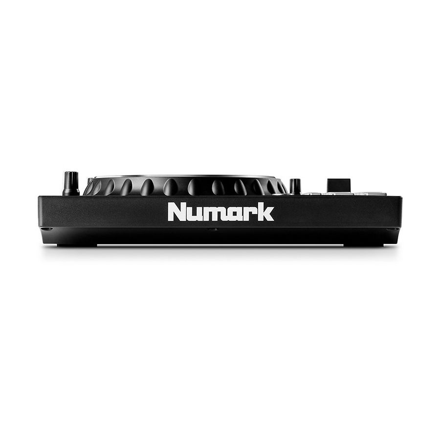 Numark Mixtrack Platinum FX 